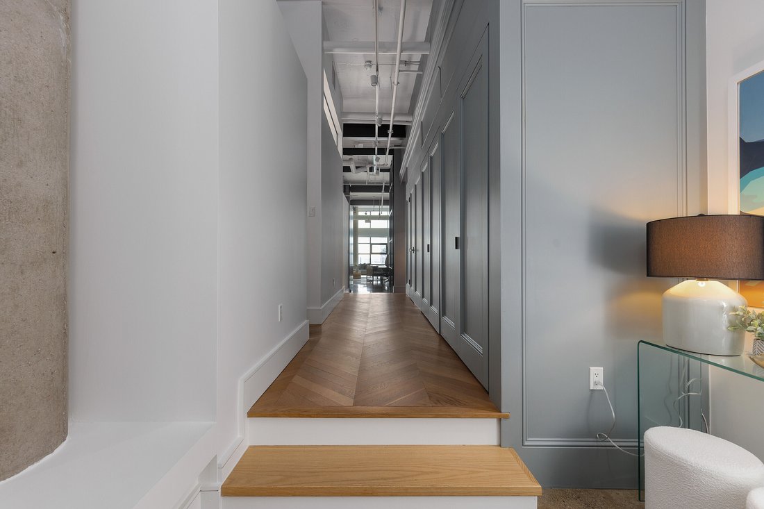 Condo in Toronto, Ontario, Canada 5 - 17841056