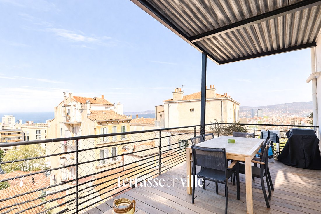 Apartment in Endoume, 7e Arrondissement, Marseille 4 - 17839671