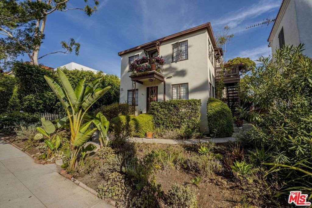 Santa Monica, California, United States 1 - 17838618