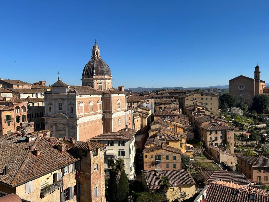 Apartment in Historic Center, Siena, Tuscany 2 - 17839599