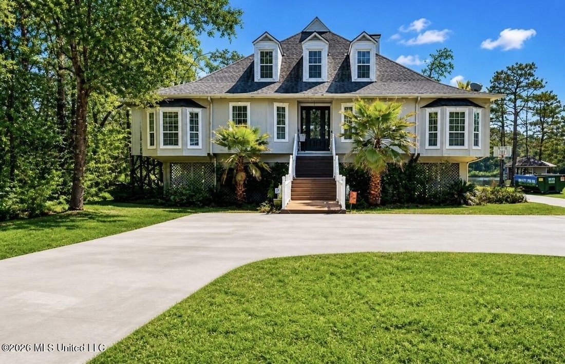 House in Biloxi, Mississippi, United States 1 - 17281664