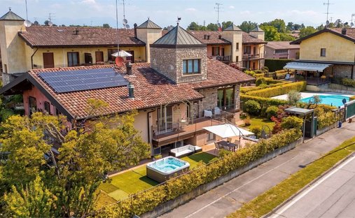 Villa a Entroterra, Desenzano del Garda, Lombardia 1