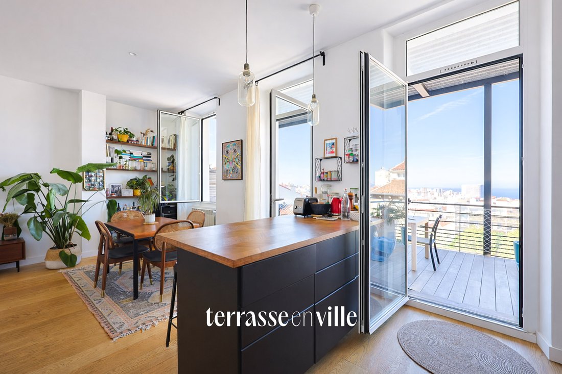 Apartment in Endoume, 7e Arrondissement, Marseille 3 - 17839671
