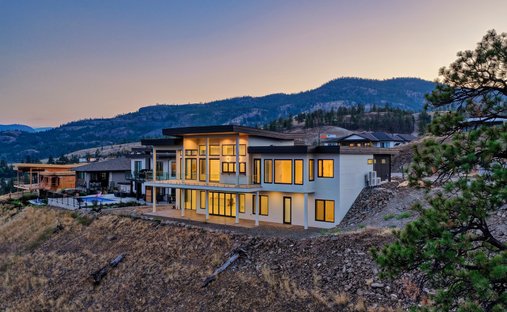 House in Summerland, British Columbia, Canada 1
