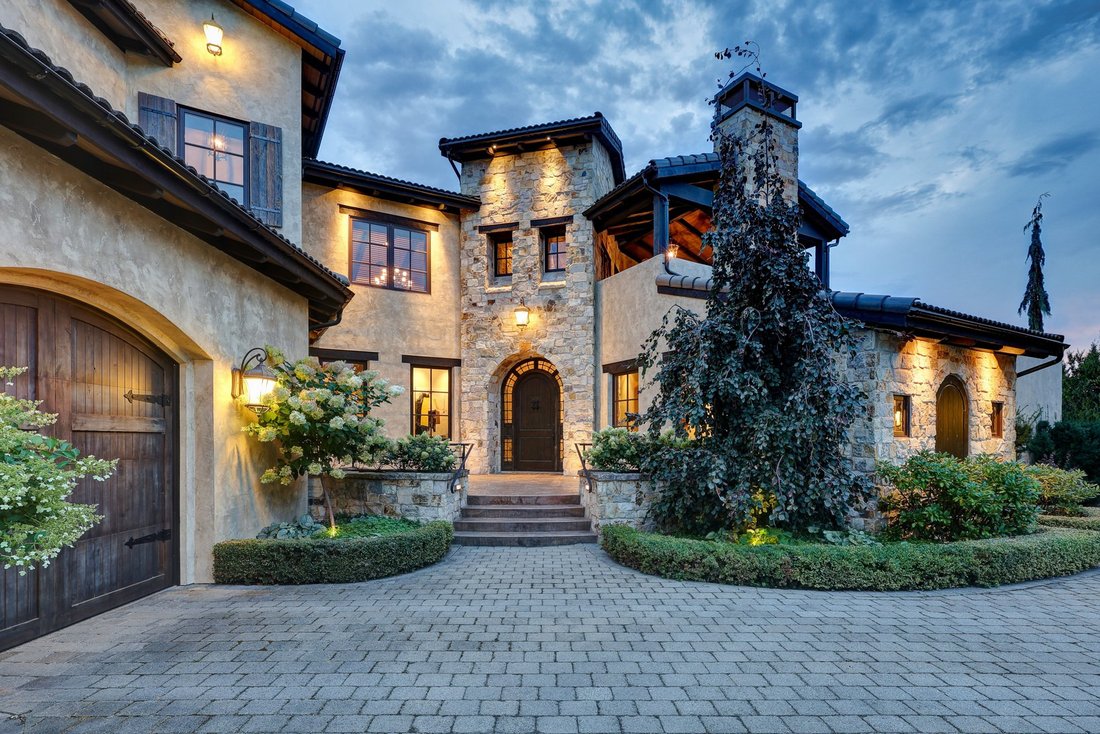 House in Kelowna, British Columbia, Canada 2 - 17840804
