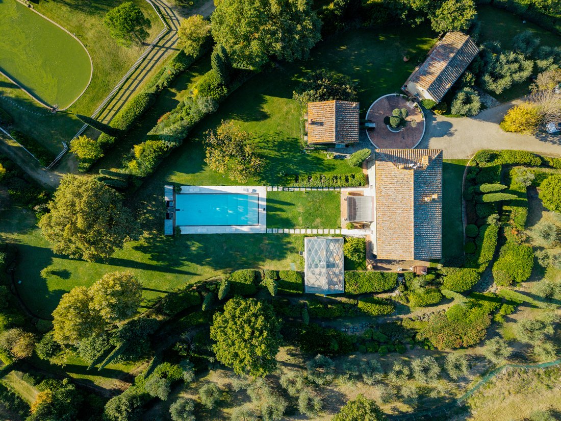 Villa in Center, Arezzo, Tuscany 5 - 17841597