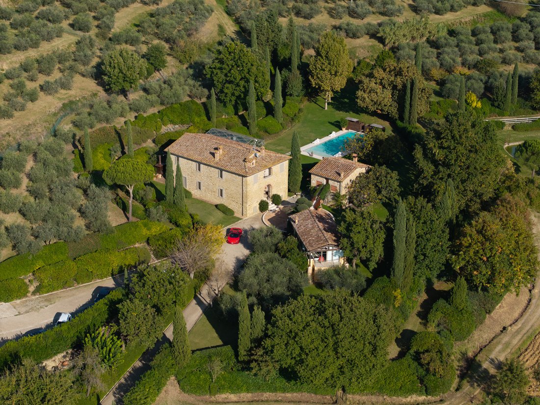Villa in Center, Arezzo, Tuscany 2 - 17841597