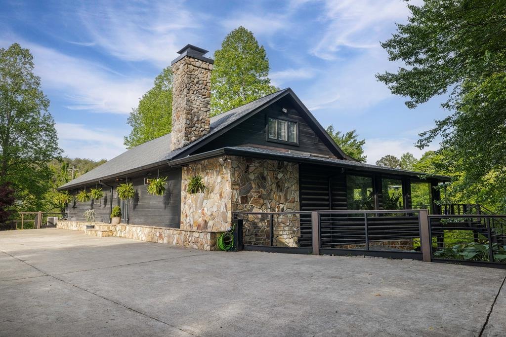 House in Mineral Bluff, Georgia, United States 1 - 17841253