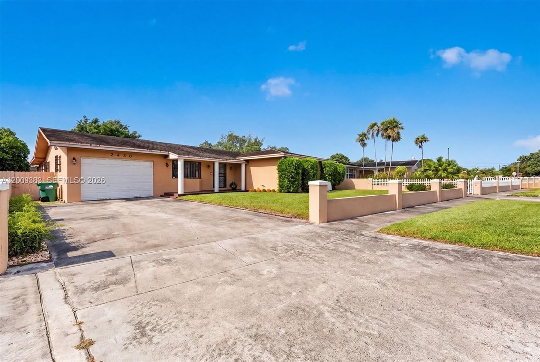 House in Miami, Florida, United States 3 - 17841514