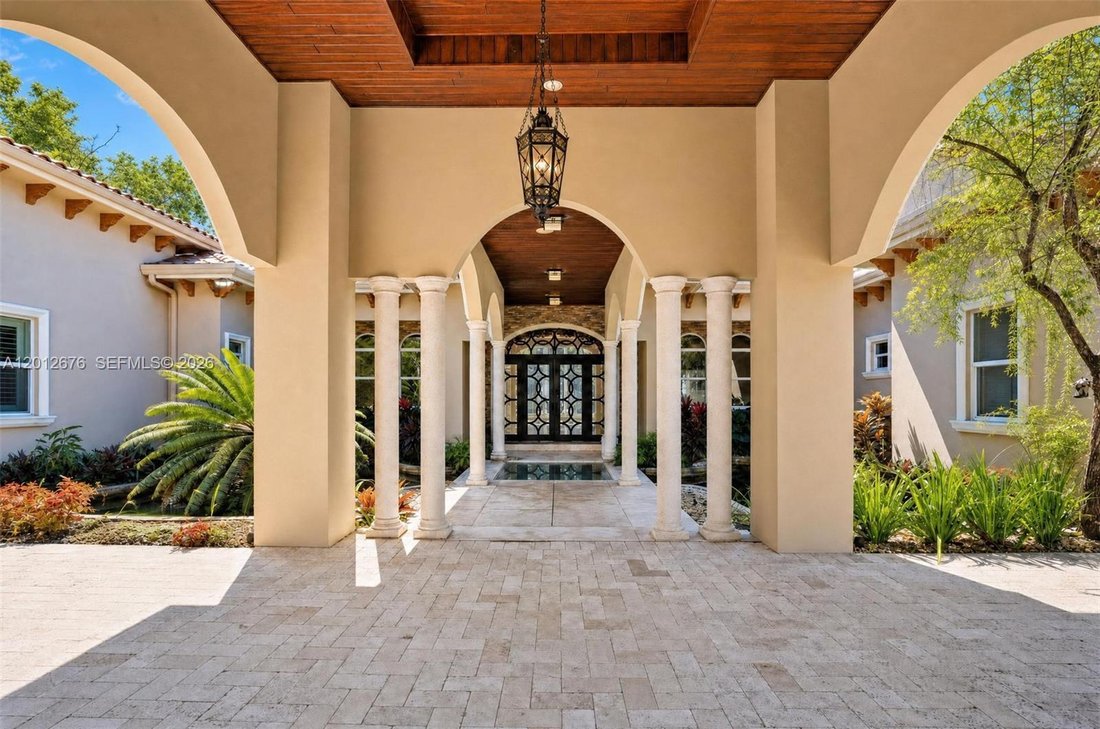 Casa a Coral Gables, Florida, Stati Uniti 5 - 17841494