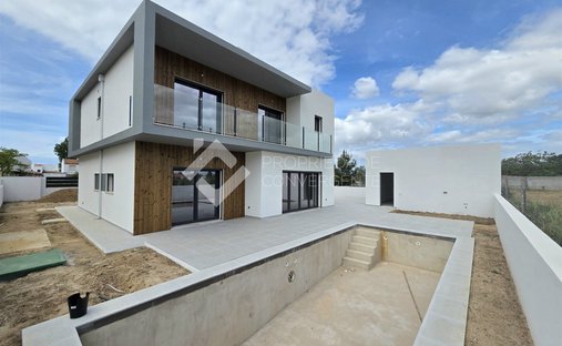 Casa en Azeitao (Sao Lourenco y Sao Simao), Setúbal Municipality, Portugal 1