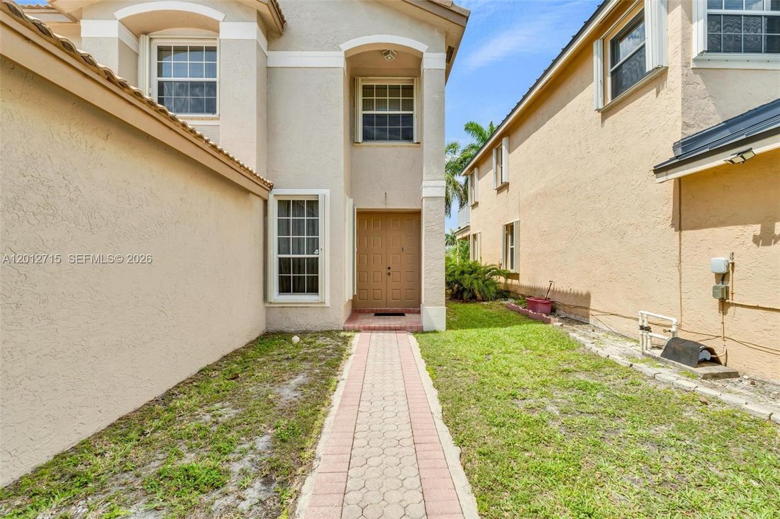 House in Miramar, Florida, United States 5 - 17841497