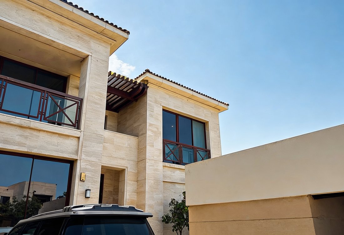 Villa in Saadiyat Island / Jazeerat Al Saadiyat, Abu Dhabi Emirate, United Arab Emirates 4 - 17841353