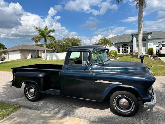 Pickup in Glendale, United States 4 - 17802976