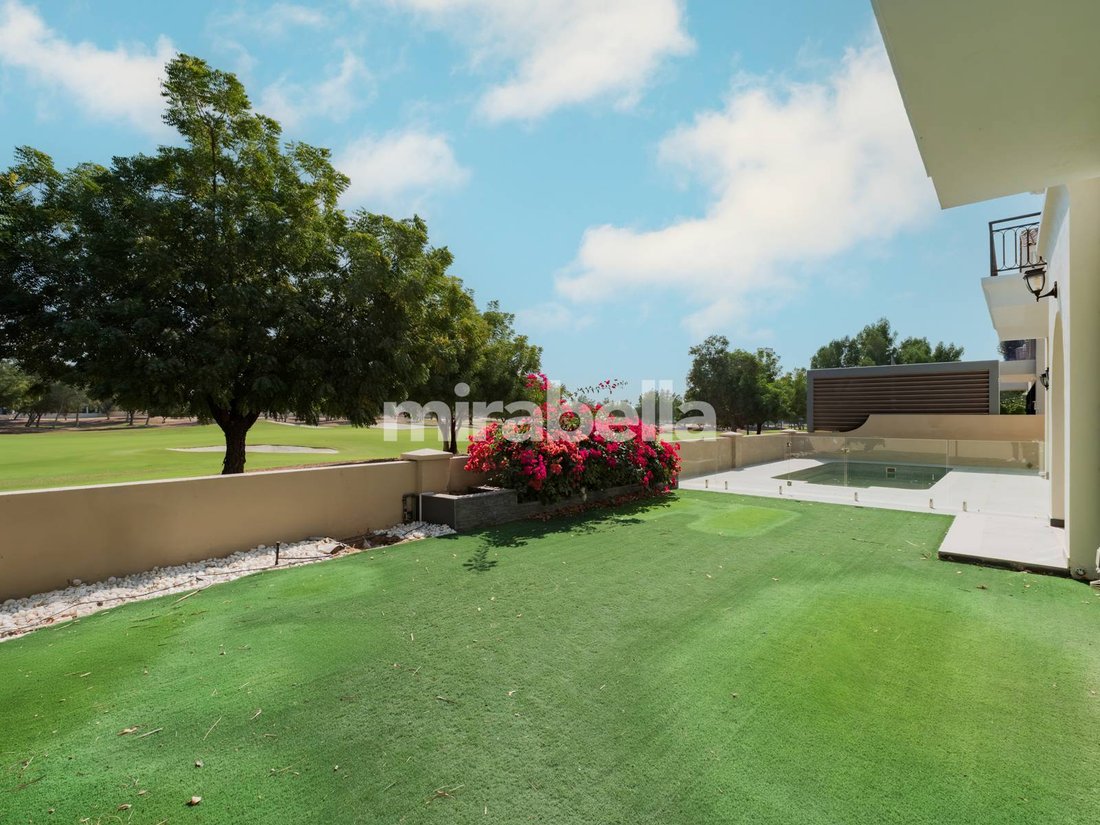 Villa in Jumeirah Golf Estates, Dubai, United Arab Emirates 4 - 17841609