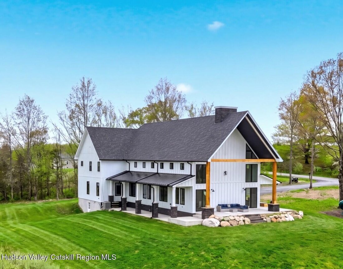 House in Gardiner, New York, United States 1 - 17841241