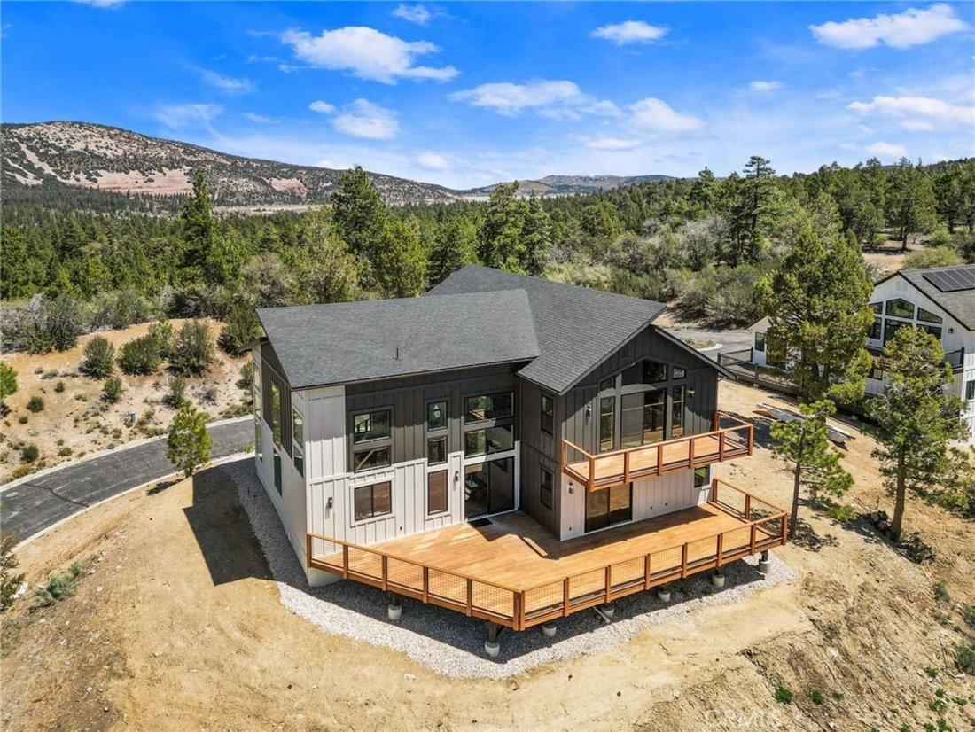 House in Big Bear Lake, California, United States 1 - 17841963