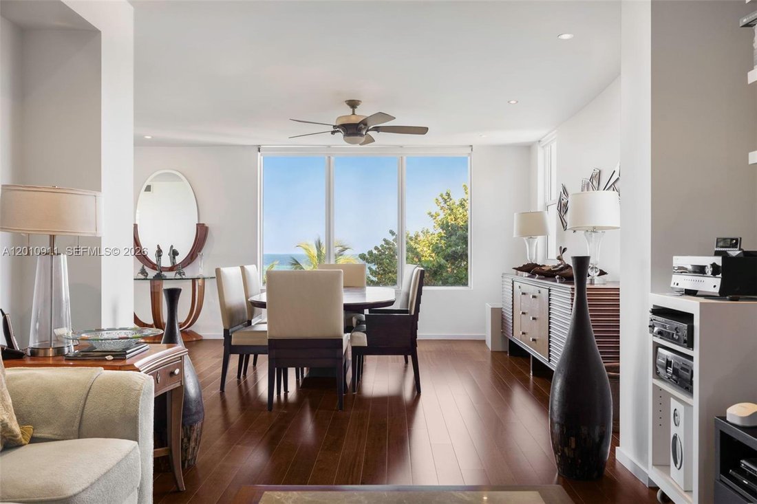 Co Op in Key Biscayne, Florida, United States 4 - 17841501