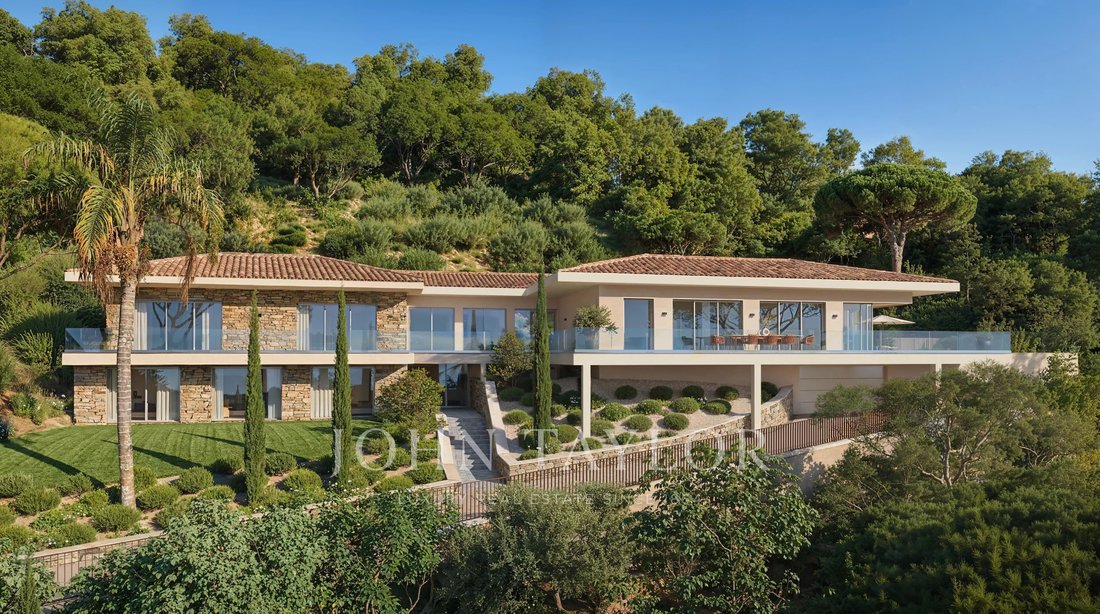 Villa in Grimaud, Provence-Alpes-Côte d'Azur, France 2 - 16277761