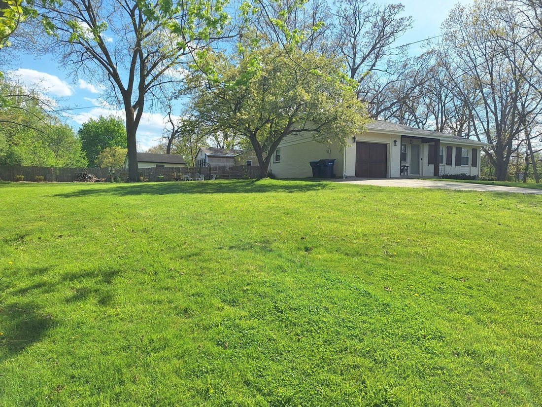 House in Lake Bluff, Illinois, United States 2 - 17838710