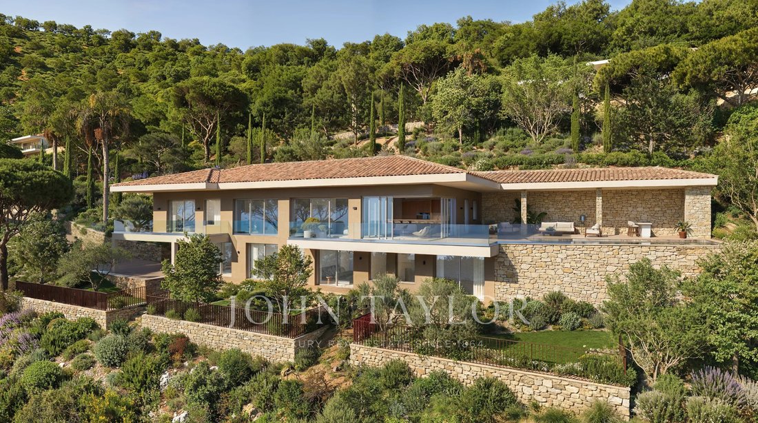 Villa in Grimaud, Provence-Alpes-Côte d'Azur, France 2 - 16277760