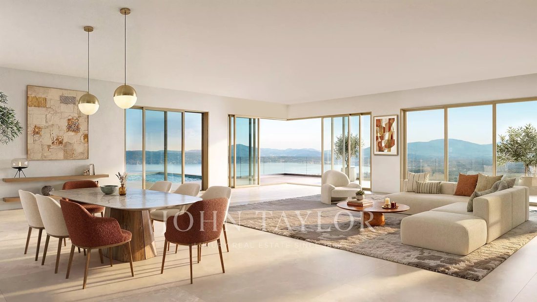 Villa in Grimaud, Provence-Alpes-Côte d'Azur, France 3 - 16277761