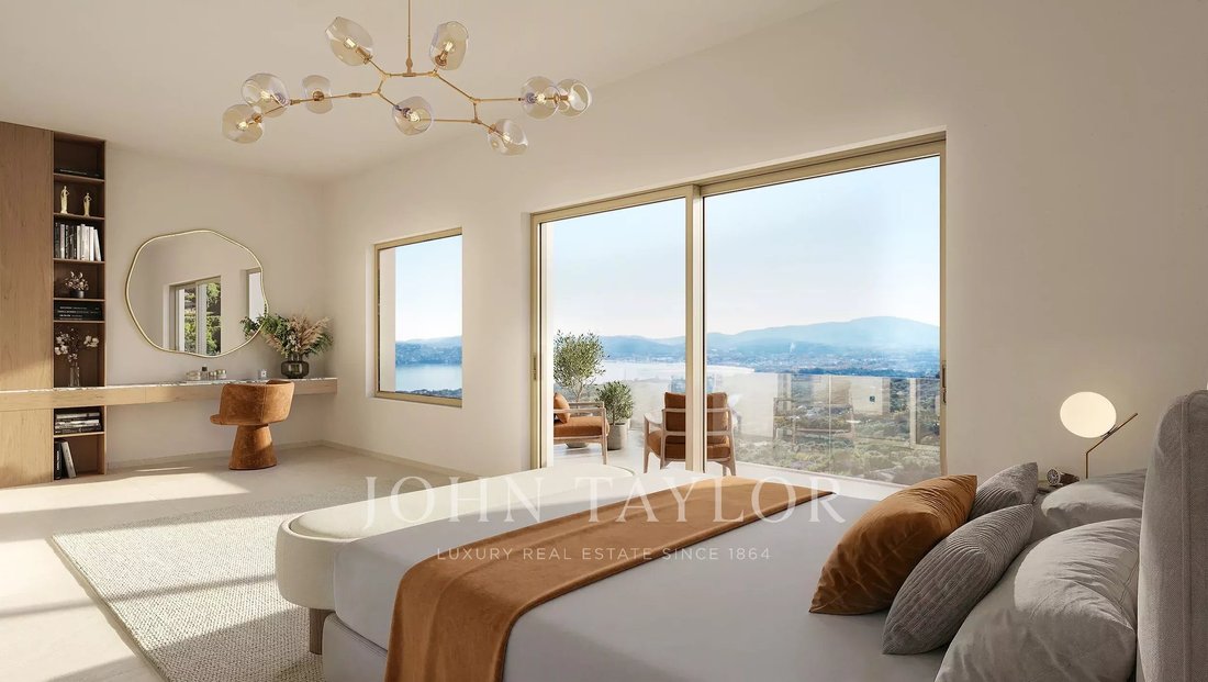 Villa in Grimaud, Provence-Alpes-Côte d'Azur, France 4 - 16277760