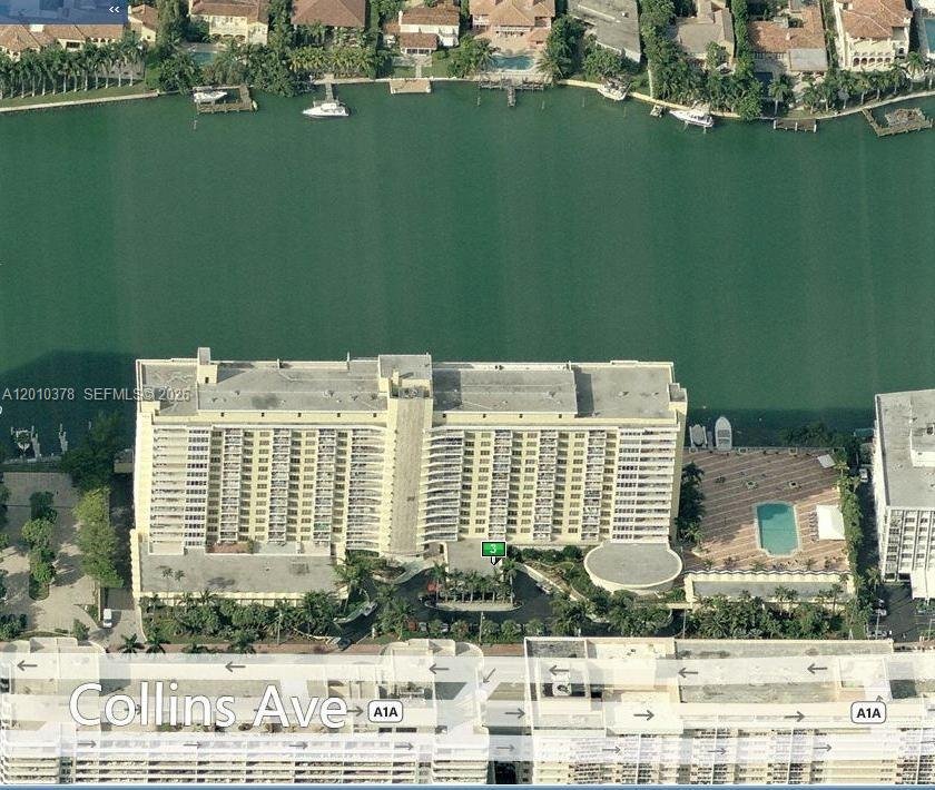 Condo in Miami Beach, Florida, United States 1 - 17841531