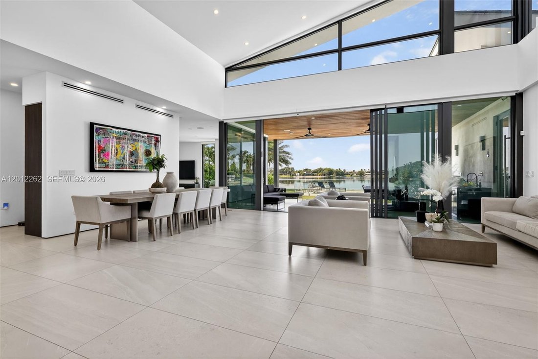 House in North Miami Beach, Florida, United States 3 - 17841483