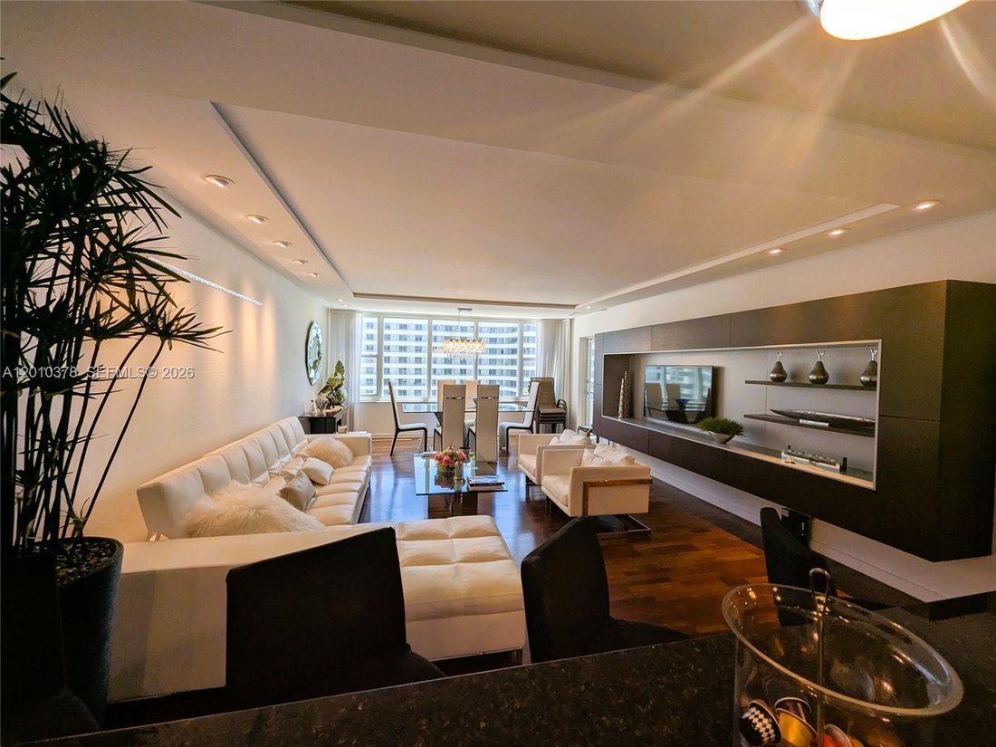 Condo in Miami Beach, Florida, United States 5 - 17841531