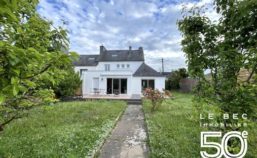House in Ouest Péri-Centre Ville, Vannes, France 1