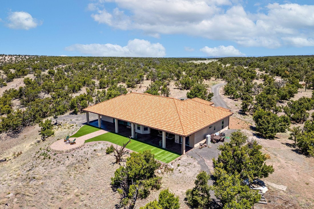 House in Quemado, New Mexico, United States 2 - 17841259
