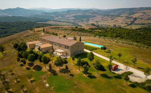 Country House in Volterra, Tuscany, Italy 1