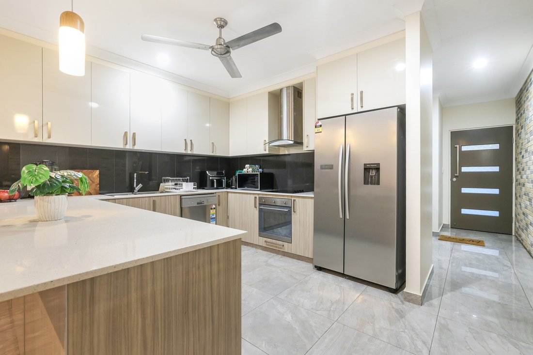 House in Zuccoli, Northern Territory, Australia 1 - 17777496
