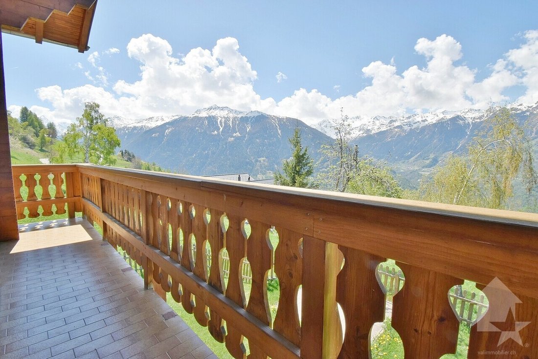 Chalet in Saint-Martin, Valais, Switzerland 2 - 17513245