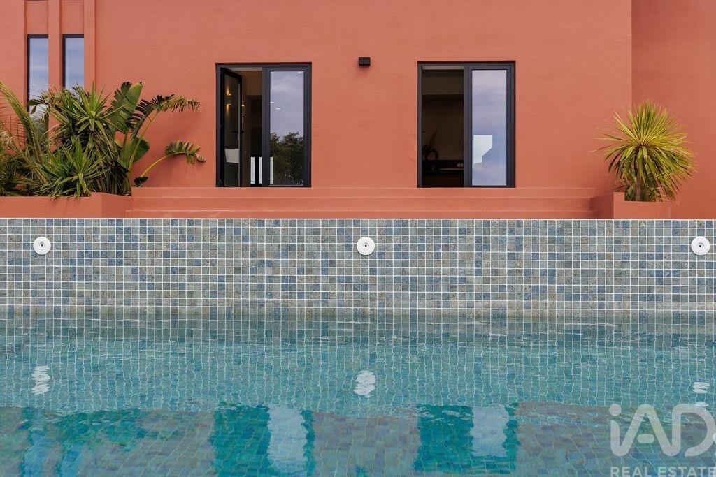 Townhouse in Charneca de Caparica e Sobreda, Setubal, Portugal 4 - 17842635