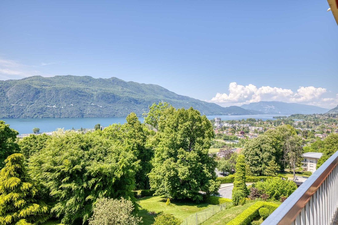 Apartment in Tresserve, Auvergne-Rhône-Alpes, France 1 - 17842255