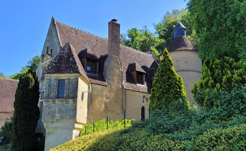 Estate in Montoire-sur-le-Loir, Centre-Val de Loire, France 1