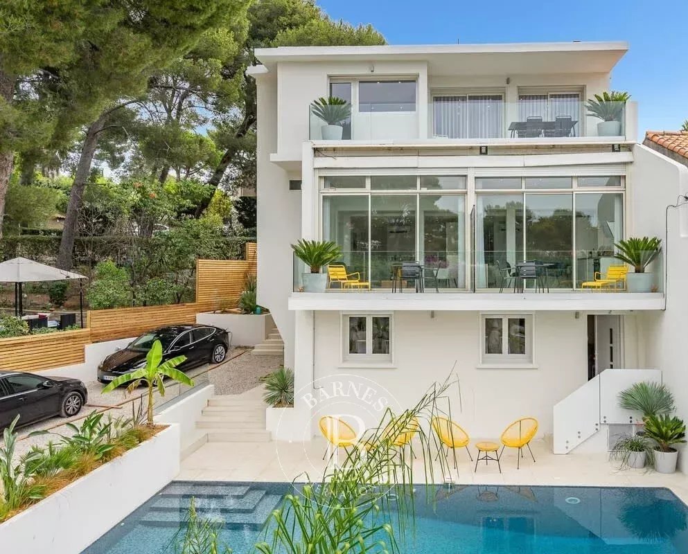 House in Cassis, Provence-Alpes-Côte d'Azur, France 1 - 16647375