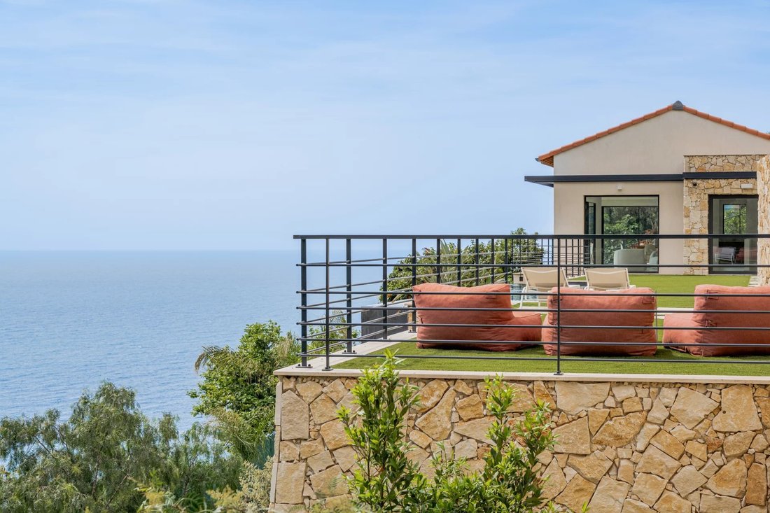 Villa in Cabbe-Saint Roman, Roquebrune-Cap-Martin, France 4 - 17735869