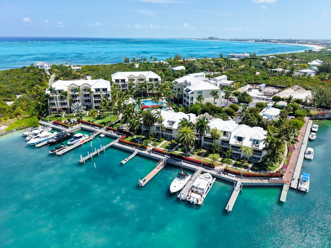 Villa in The Bight Settlement, Caicos Islands, Turks and Caicos Islands 1 - 17842361