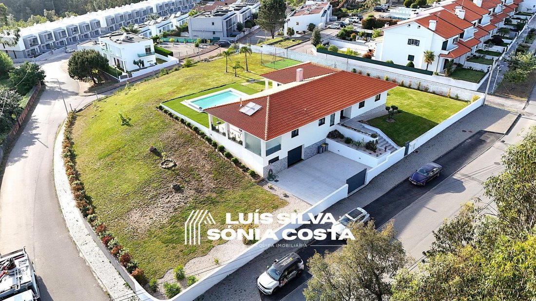 House in Vila de Cucujaes, Aveiro District, Portugal 2 - 17842086