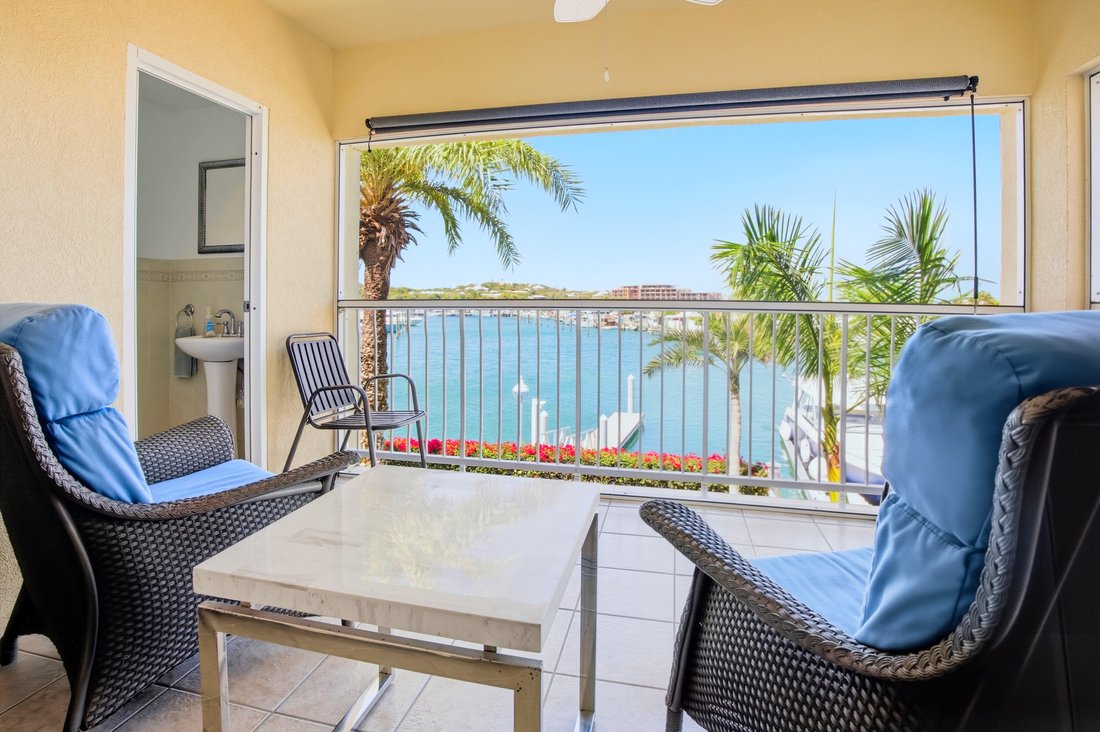 Villa in The Bight Settlement, Caicos Islands, Turks and Caicos Islands 4 - 17842361