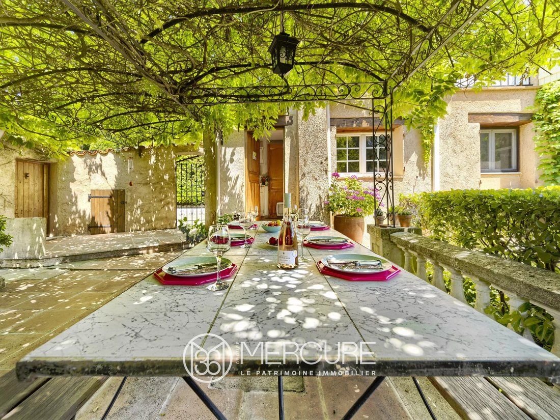 Villa in Tourrettes-sur-Loup, Provence-Alpes-Côte d'Azur, France 4 - 17842241