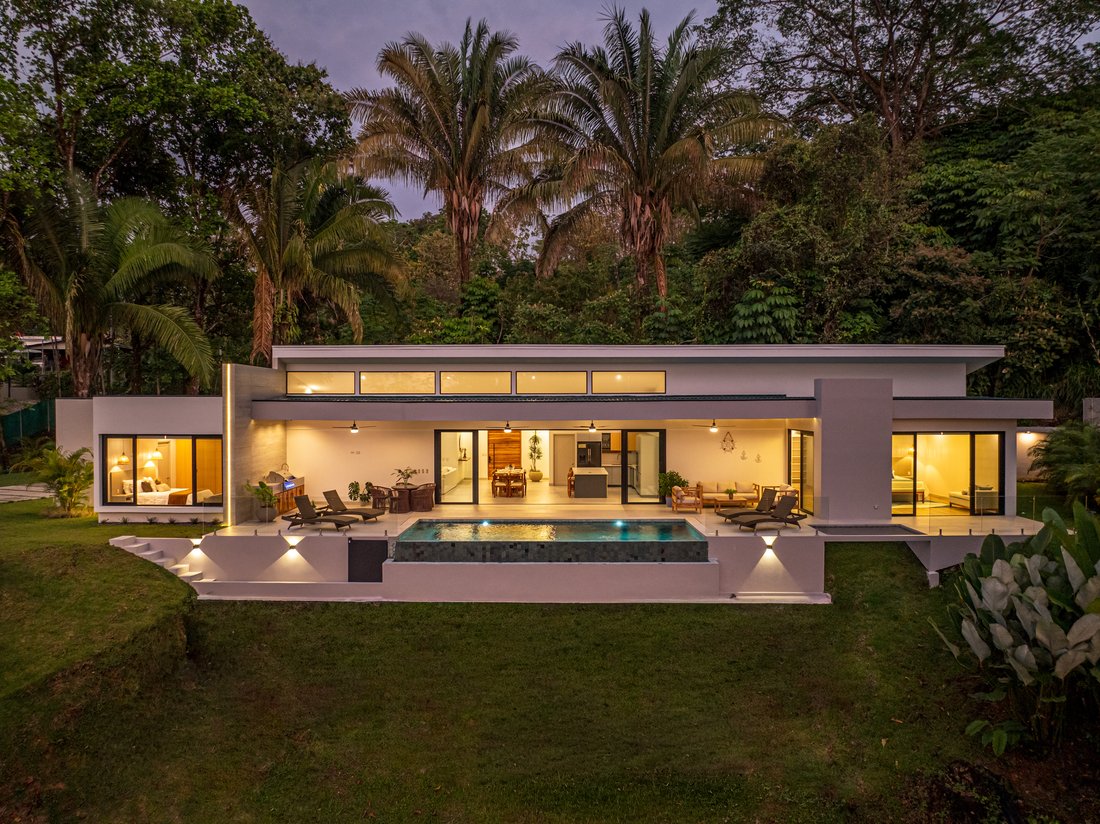 Maison à Uvita, Puntarenas, Costa Rica 1 - 17842338