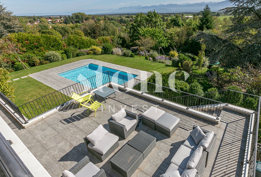 Villa in Grilly, Auvergne-Rhône-Alpes, France 3 - 17842198