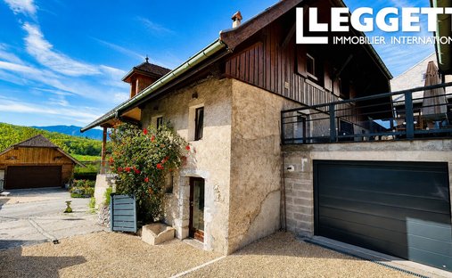 House in Bluffy, Auvergne-Rhône-Alpes, France 1