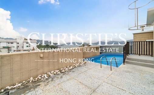 Villa in Hong Kong, New Territories, Hong Kong 1