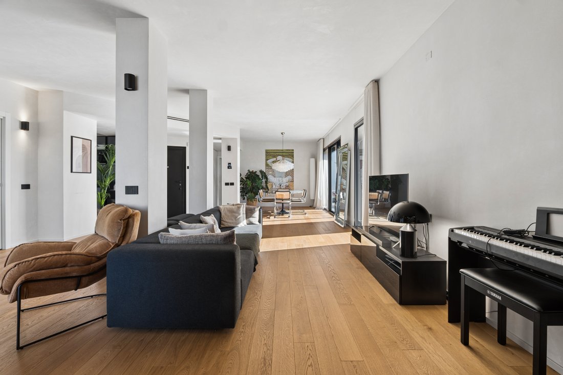 Penthouse in Isola, Milan, Italy 2 - 17330923