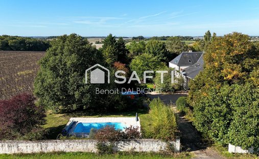 House in Sainte-Maure-de-Touraine, Centre-Val de Loire, France 1